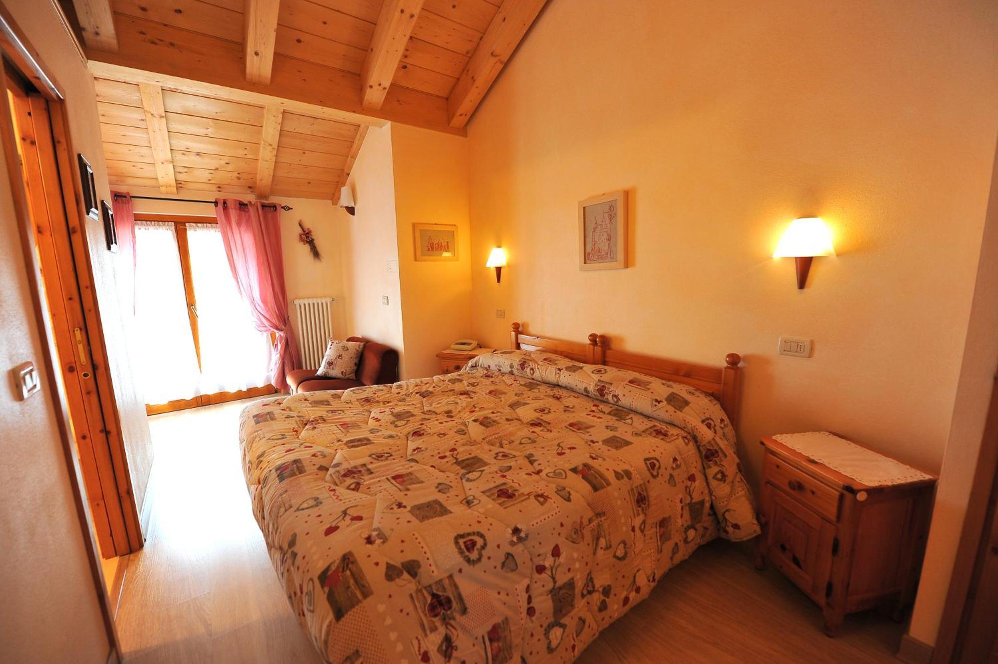 Hotel Silene Parking And Garage Bormio Buitenkant foto