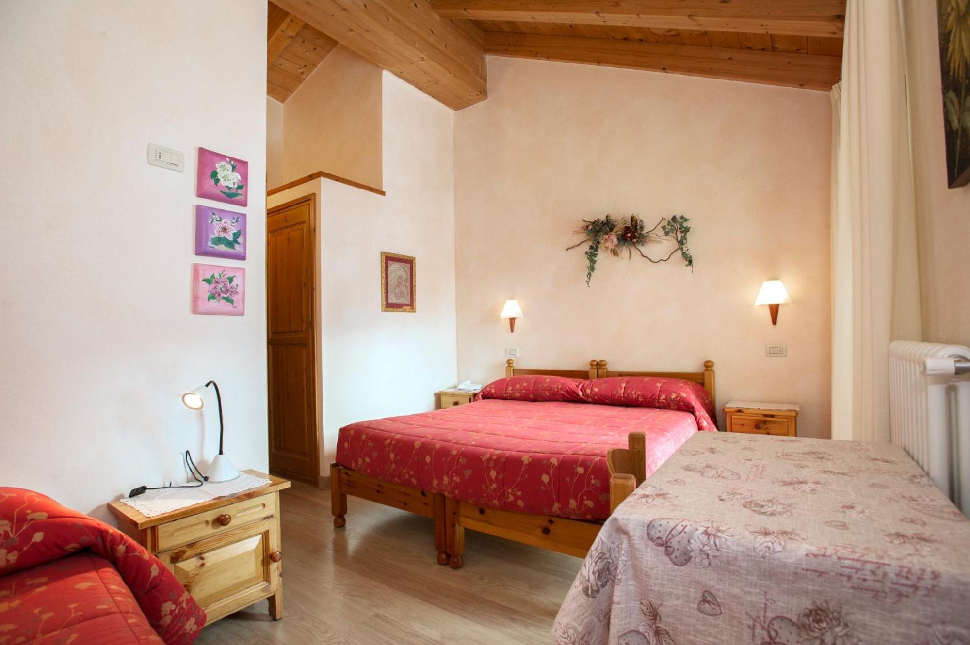 Hotel Silene Parking And Garage Bormio Kamer foto